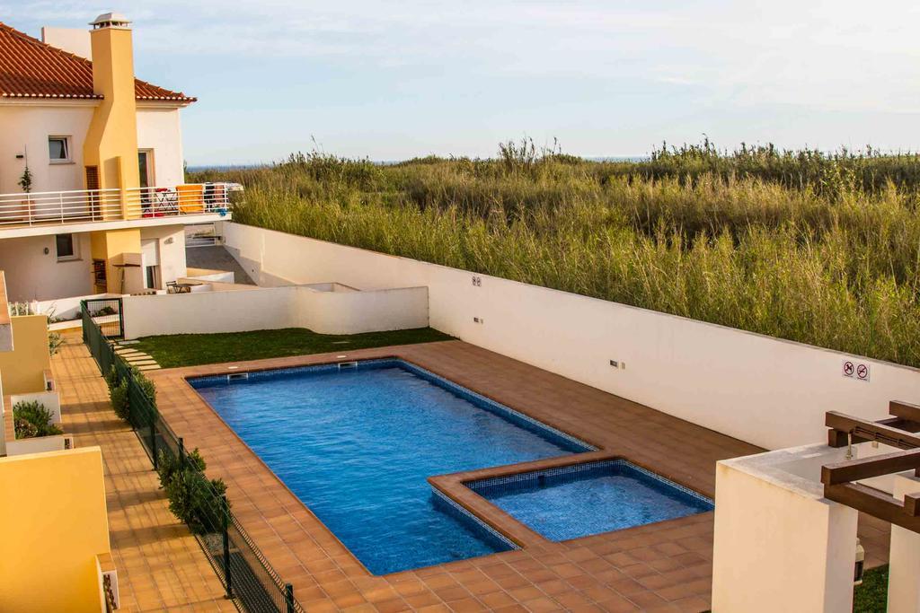 Apartments Baleal: Close To The Sea + Pool Exterior photo